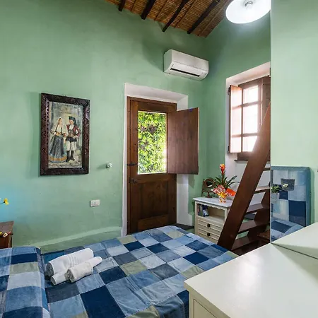 Affittasardegna-casa Bacco * Orosei