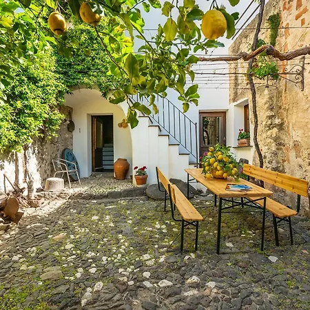 Affittasardegna-casa Bacco